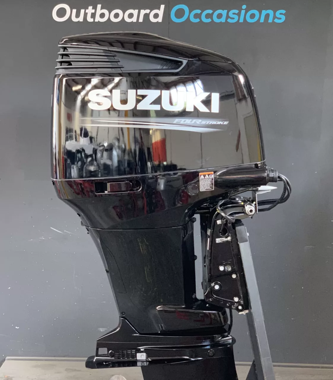 Suzuki 300 HP EFI outboard engine