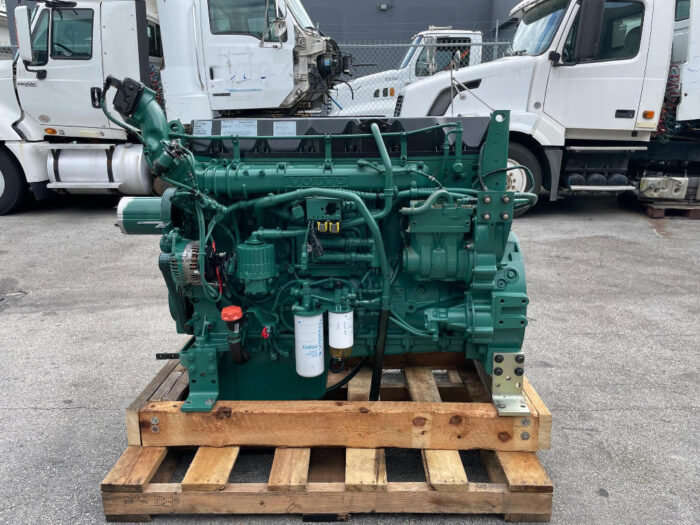 NEW 2011 VOLVO D13 TAD1365VE ENGINE - Image 3