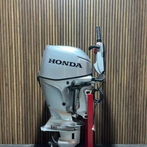 Honda 60 HP EFI outboard engine