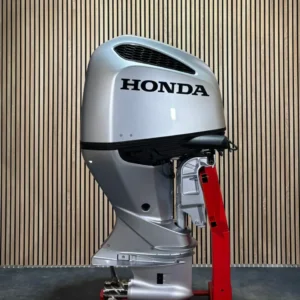 Honda BF250XDU outboard engine