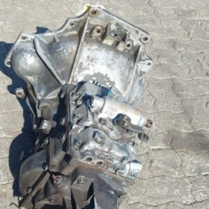 Isuzu 5 Speed Gearbox - Image 3
