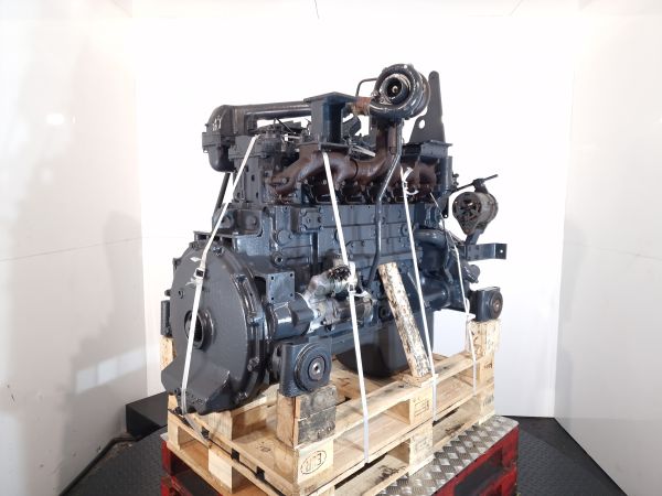 Komatsu 6D125E-2 Engine (Plant)