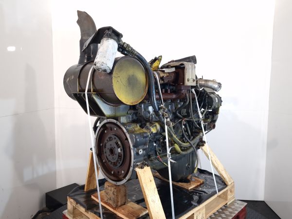 Komatsu SAA6D107E-1 Engine (Plant)