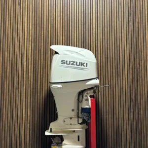 Suzuki DF115A outboard engine
