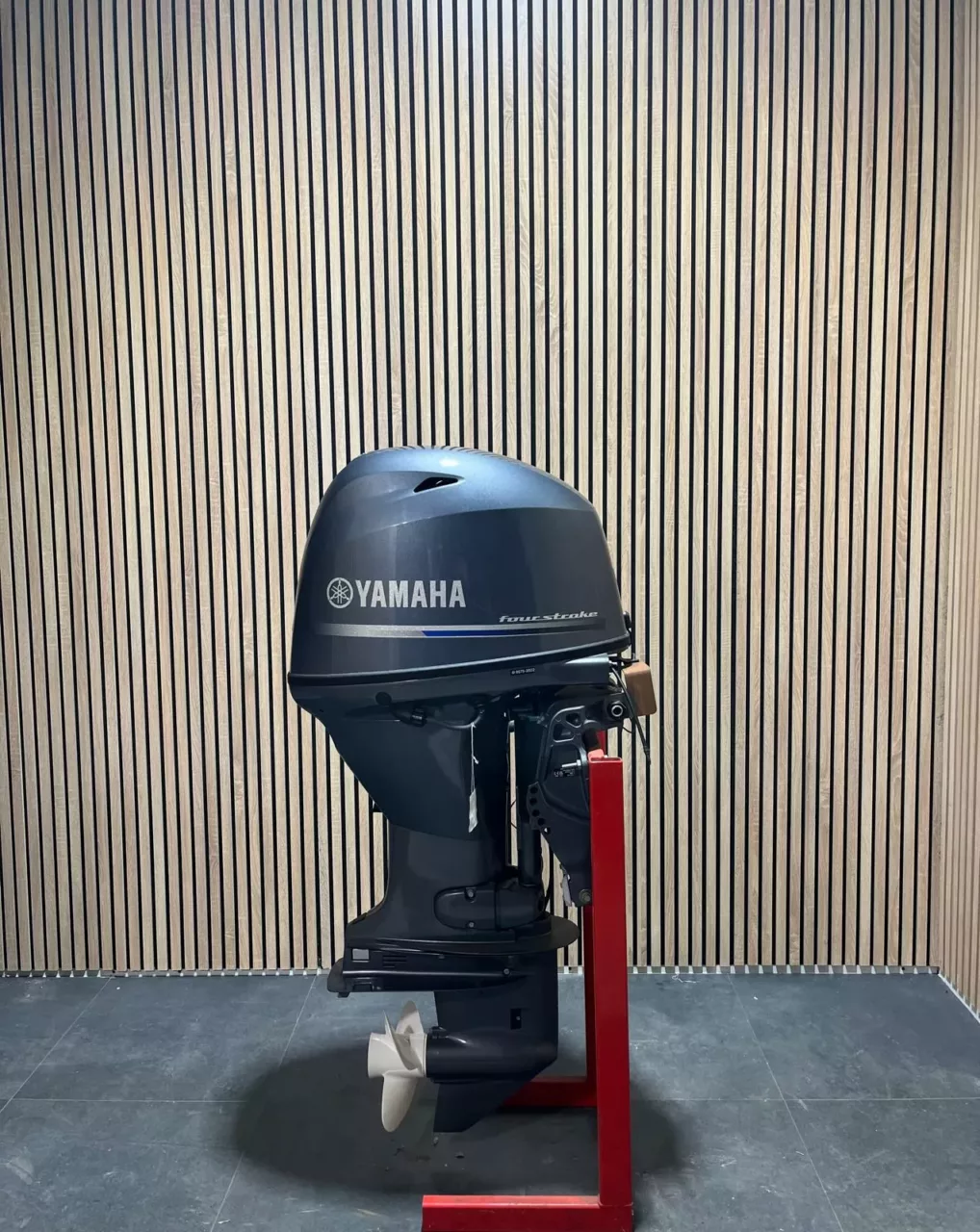 Yamaha F60FETL outboard engine