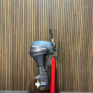 Yamaha F6AMHS outboard engine