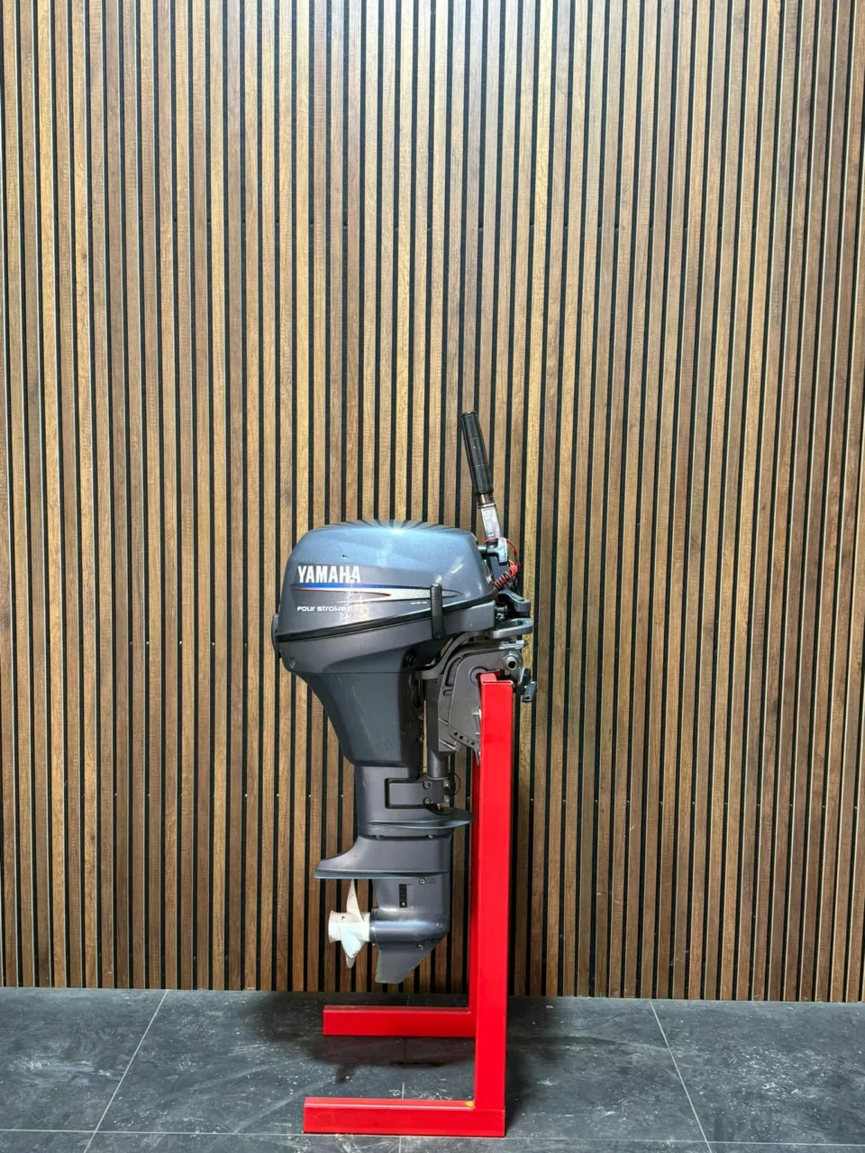 Yamaha F6AMHS outboard engine