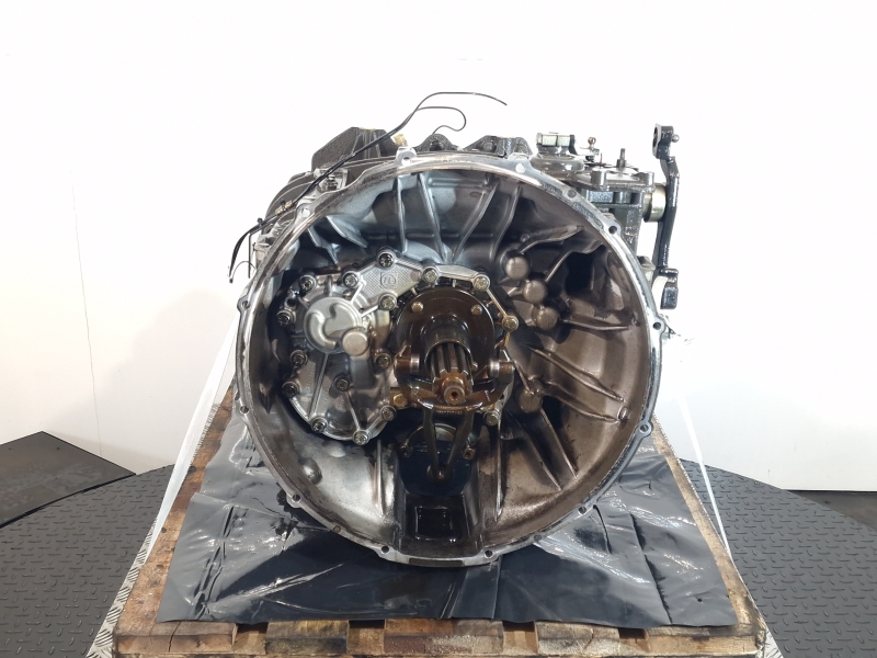 ZF Ecosplit 4 16S2533TO Gearbox