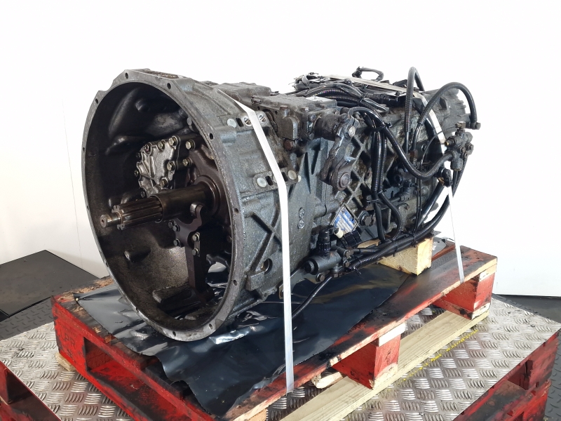 ZF Ecosplit 8S151 Gearbox