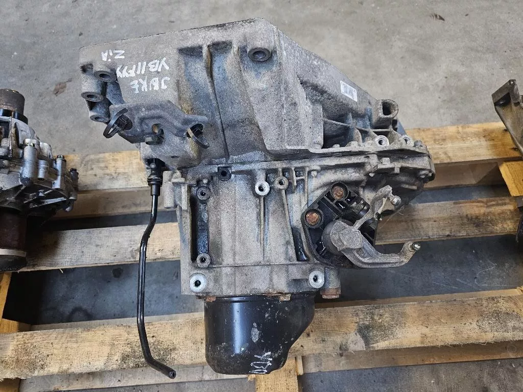 Nisan juke HR16DE gearbox - Image 3