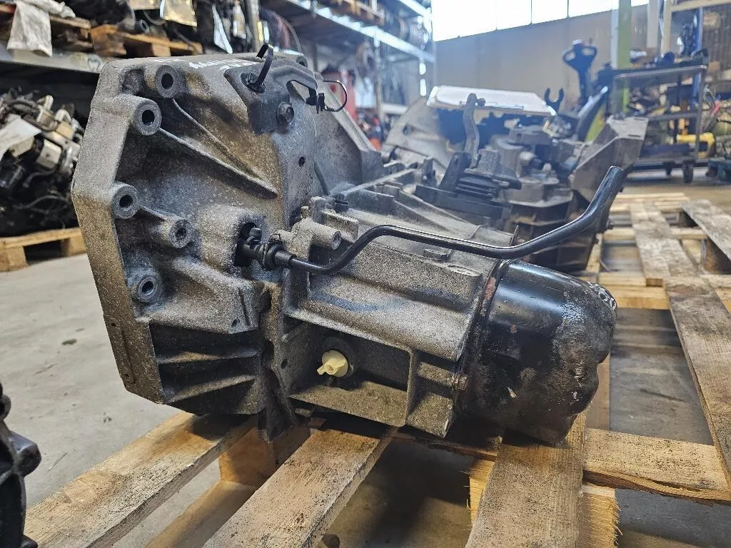 Nisan juke HR16DE gearbox - Image 5